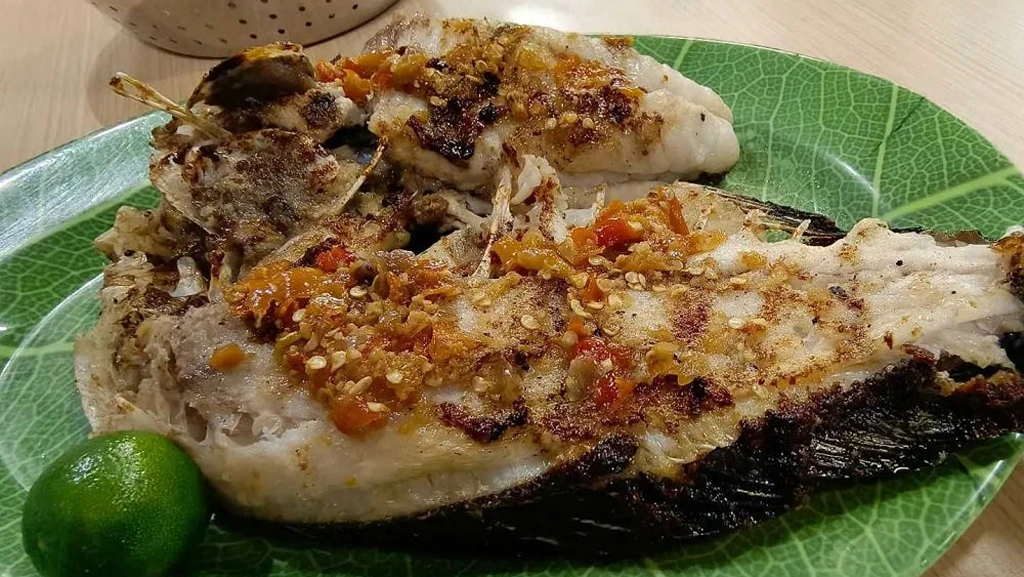 Aktivitas Seru Menikmati Seafood di Taman Nasional Bunaken