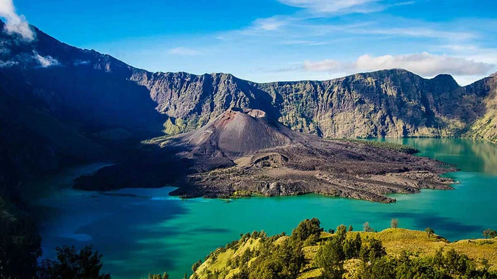 Rekomendasi Tempat Wisata Alam Pulau Lombok Gunung Rinjani