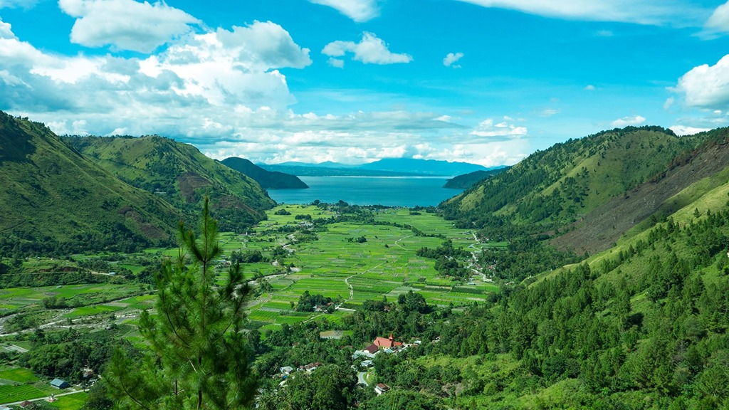 Lokasi Wisata sekitar Danau Toba yang Harus Dikunjungi Lembah Bakkara